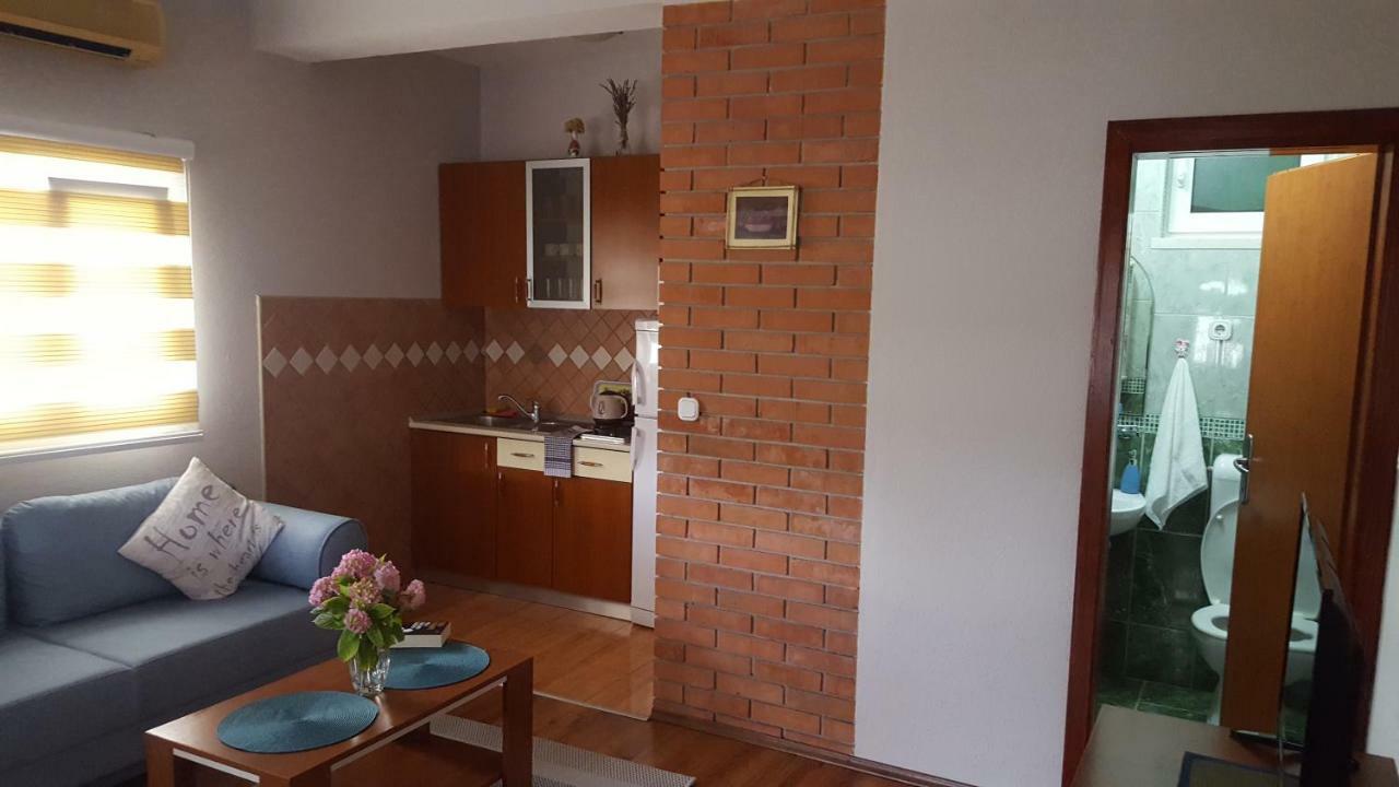 Apartments Leona Неум Екстер'єр фото